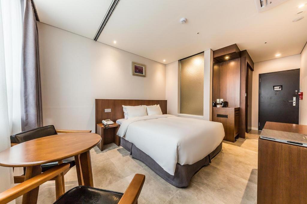 CS Premier Hotel Seoul Exterior foto