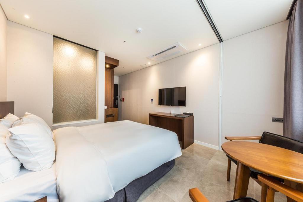 CS Premier Hotel Seoul Exterior foto