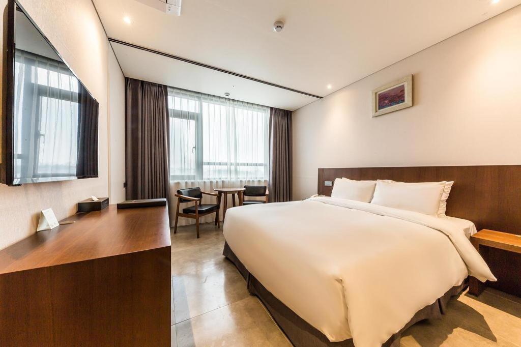 CS Premier Hotel Seoul Exterior foto