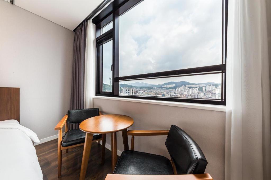 CS Premier Hotel Seoul Exterior foto